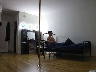 voyeurcam-celticiron-01