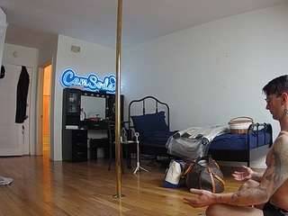 voyeurcam-celticiron-01
