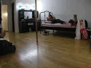 voyeurcam-celticiron-01