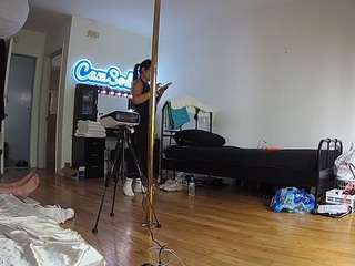 voyeurcam-CelticIRON-01
