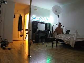 voyeurcam-CelticIRON-01