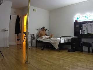 voyeurcam-celticiron-01