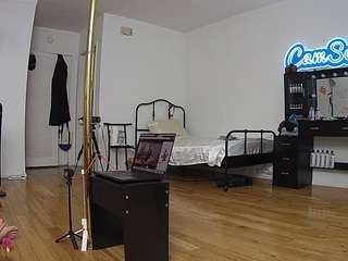 voyeurcam-celticiron-01