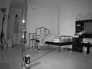 voyeurcam-CelticIRON-01