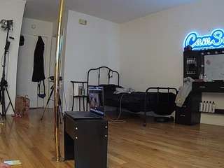 voyeurcam-CelticIRON-01