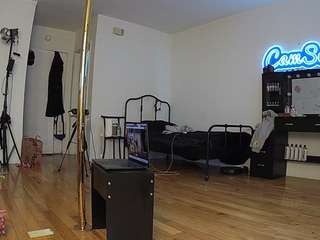 voyeurcam-CelticIRON-01