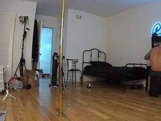 voyeurcam-CelticIRON-01
