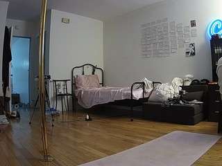 voyeurcam-celticiron-01 from CamSoda is Freechat