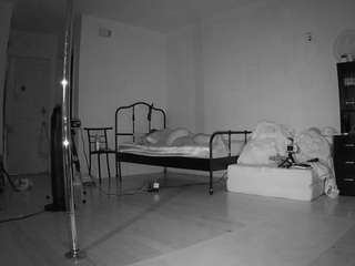 voyeurcam-celticiron-01 from CamSoda is Freechat