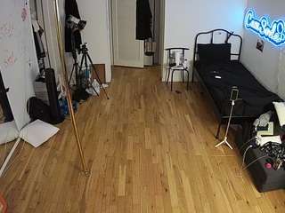 voyeurcam-CelticIRON-01