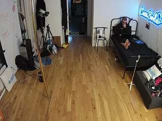 voyeurcam-CelticIRON-01