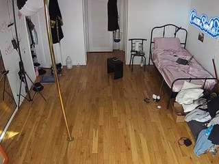 voyeurcam-celticiron-01 camsoda