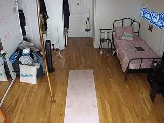 voyeurcam-celticiron-01 camsoda