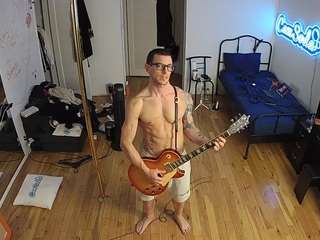 voyeurcam-celticiron-01