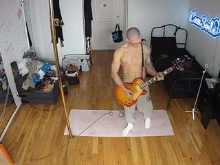 voyeurcam-celticiron-01