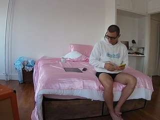 voyeurcam-celticiron-01