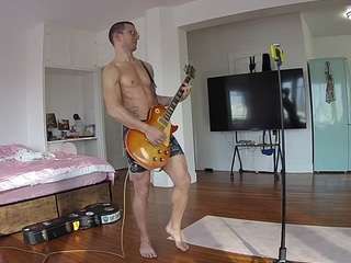 voyeurcam-CelticIRON-01