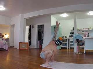 voyeurcam-celticiron-01