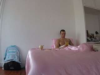 voyeurcam-celticiron-01