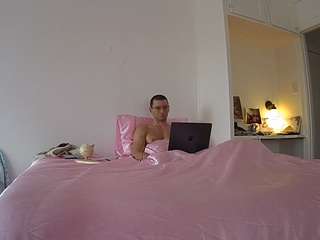 voyeurcam-celticiron-01