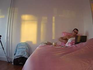 voyeurcam-celticiron-01