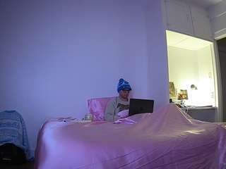 voyeurcam-celticiron-01