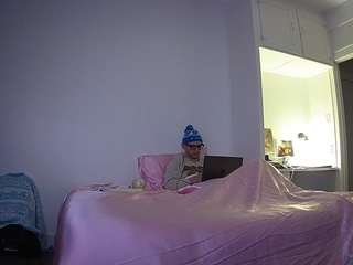 voyeurcam-celticiron-01