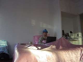 voyeurcam-celticiron-01