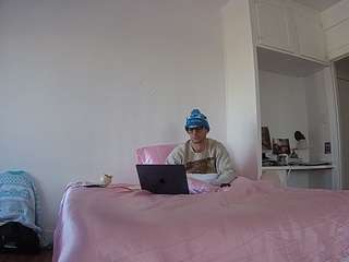 voyeurcam-celticiron-01