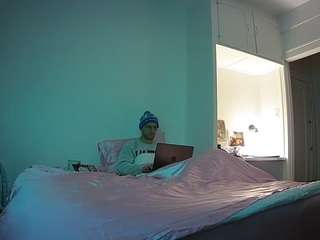 voyeurcam-celticiron-01