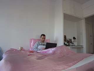 voyeurcam-celticiron-01