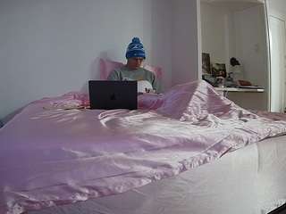 voyeurcam-celticiron-01