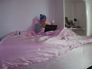 voyeurcam-celticiron-01