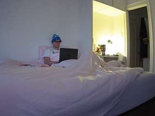 voyeurcam-celticiron-01