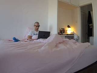 voyeurcam-CelticIRON-01