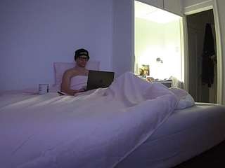 voyeurcam-celticiron-01