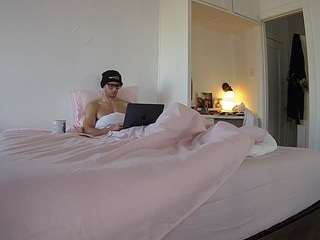 voyeurcam-celticiron-01