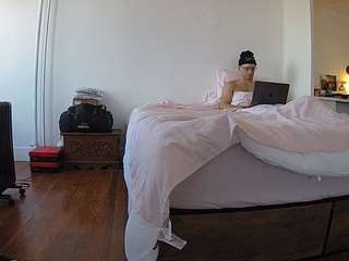 voyeurcam-celticiron-01