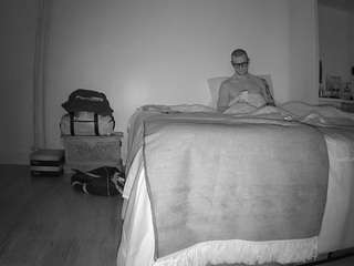 voyeurcam-celticiron-01