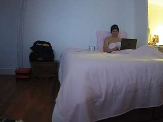 voyeurcam-celticiron-01