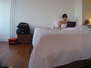 voyeurcam-celticiron-01