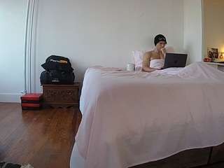 voyeurcam-celticiron-01