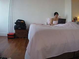 voyeurcam-celticiron-01