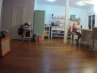 voyeurcam-celticiron-01