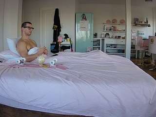 voyeurcam-CelticIRON-01