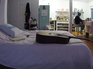 voyeurcam-celticiron-01