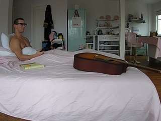 voyeurcam-celticiron-01 webcam