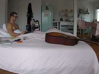 voyeurcam-CelticIRON-01