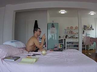 voyeurcam-celticiron-01