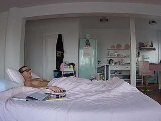 voyeurcam-celticiron-01